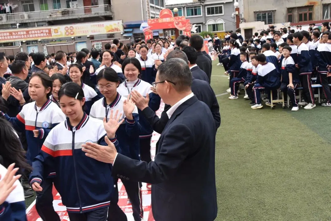 【勤悦岔中 · 党建】决胜中考,圆梦岔中——播州区三岔中学2026届誓师大会圆满落幕 第36张