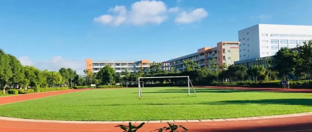 精准分析明方向 凝心聚力备中考 ——昆明市官渡区小板桥中学召开九年级市统测质量分析会 第1张