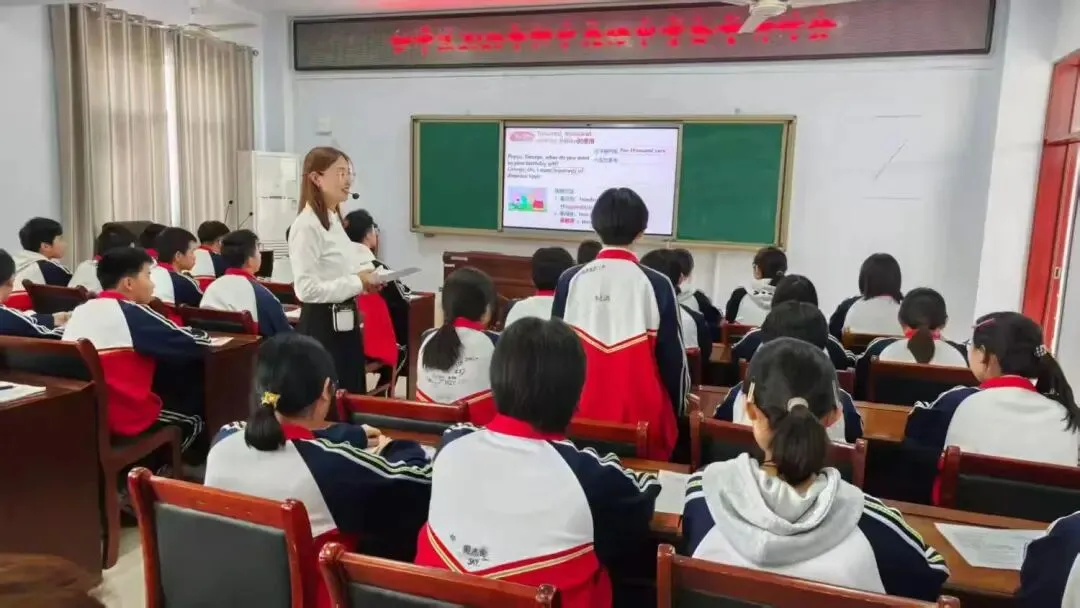 区教育局开展六学科中考备考研讨活动 第3张