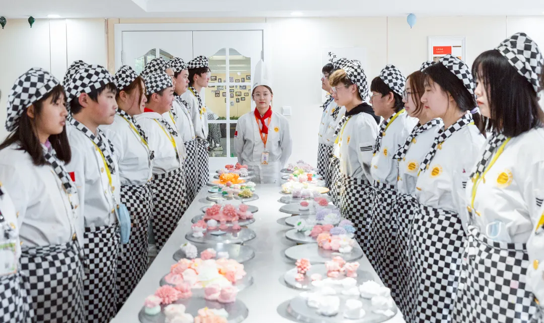 【家长必看】别等中考结束,才慌慌张张为孩子择校学技术,那时候别人都入学了!! 第8张