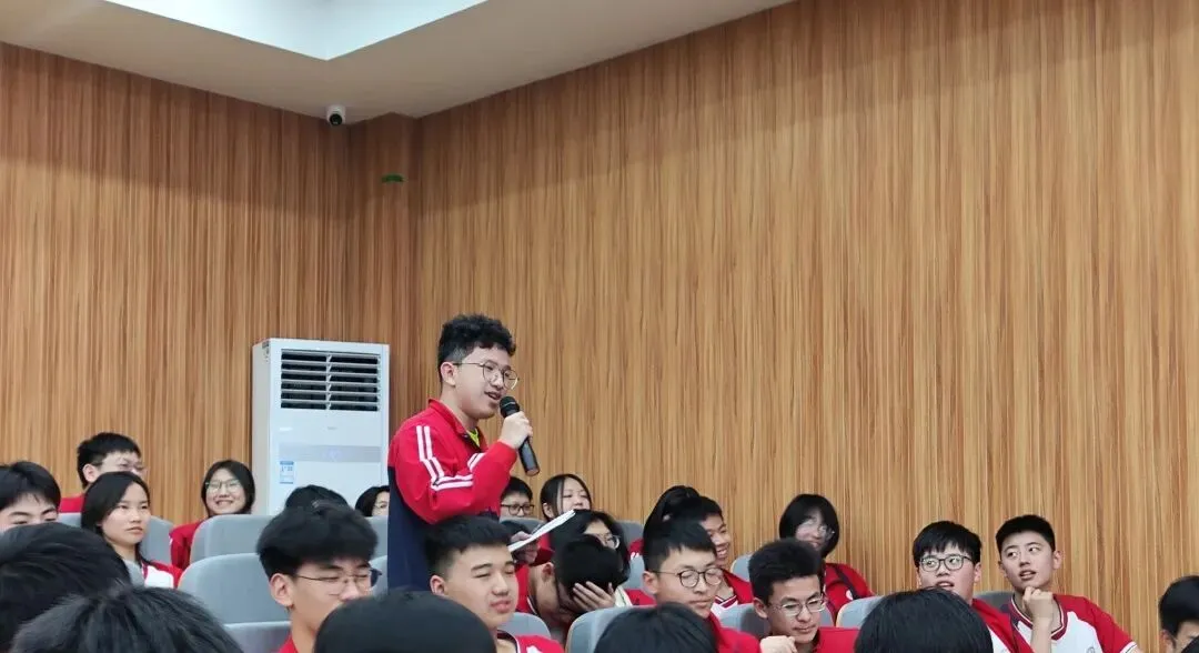 学法指导助中考,优秀学子传经验——桂林市尚贤初三年级中考备考学法指导会 第17张