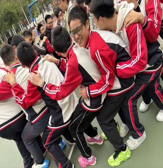 凝心聚力,冲刺中考——平顶山市第八中学开展九年级减压赋能团体辅导活动 第5张