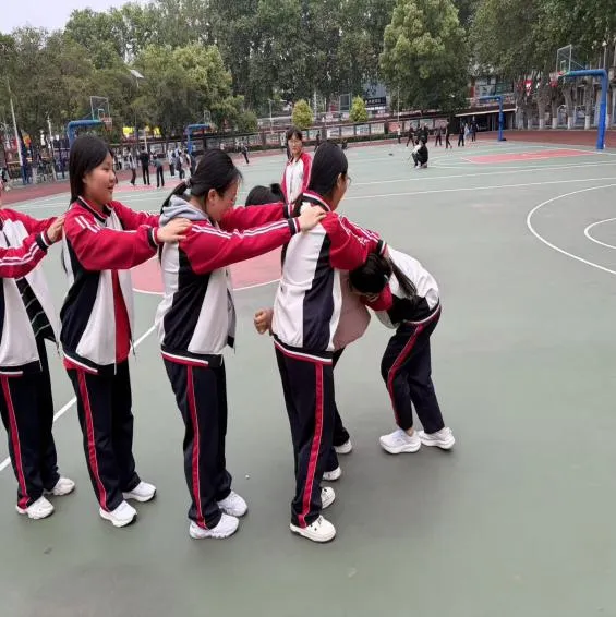 凝心聚力,冲刺中考——平顶山市第八中学开展九年级减压赋能团体辅导活动 第6张