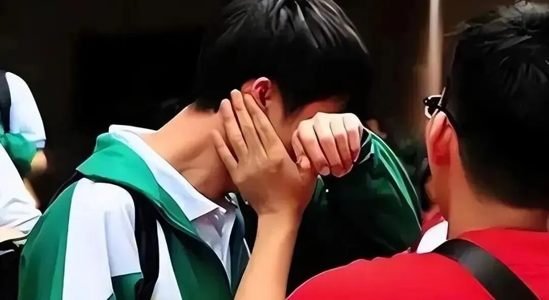 史上最难高考:19岁少年盗走高考试卷,熟记答案后去考试,630万考生命运被改写 第8张