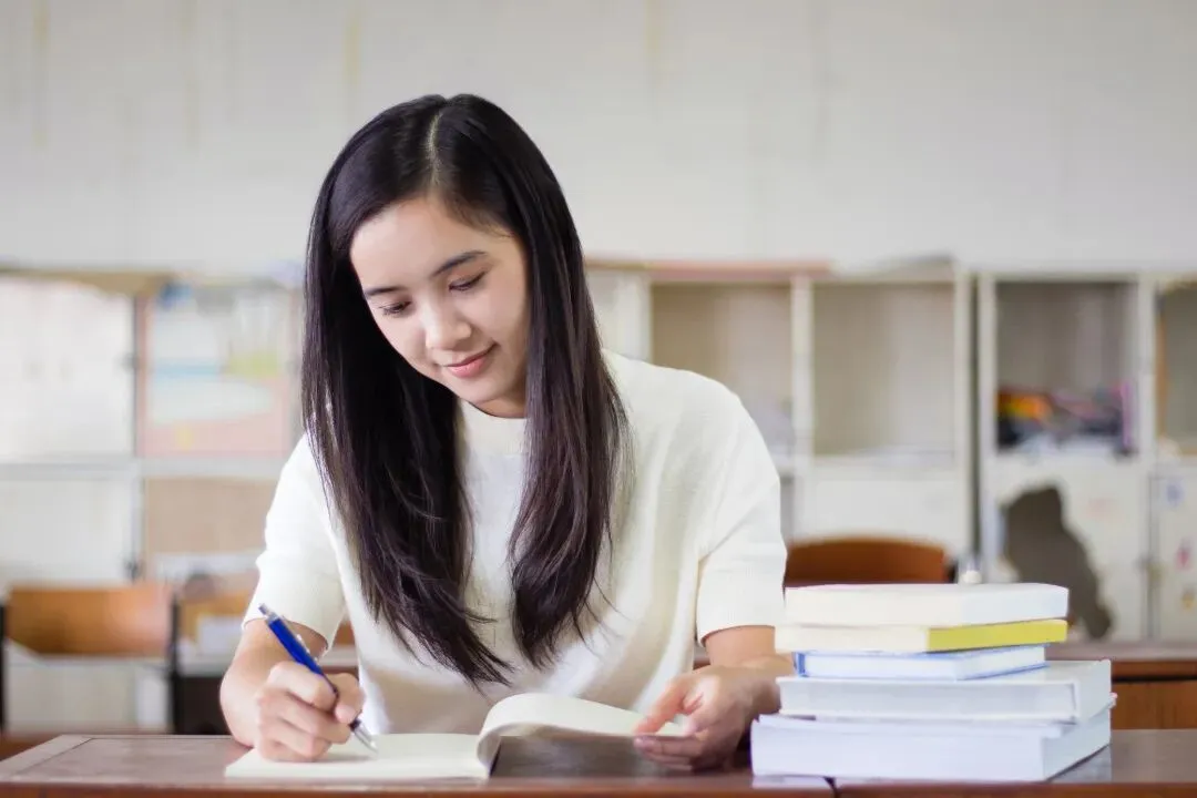 中考后分流太焦虑?新加坡 O 水准,一条双向可选的升学快车道 第2张