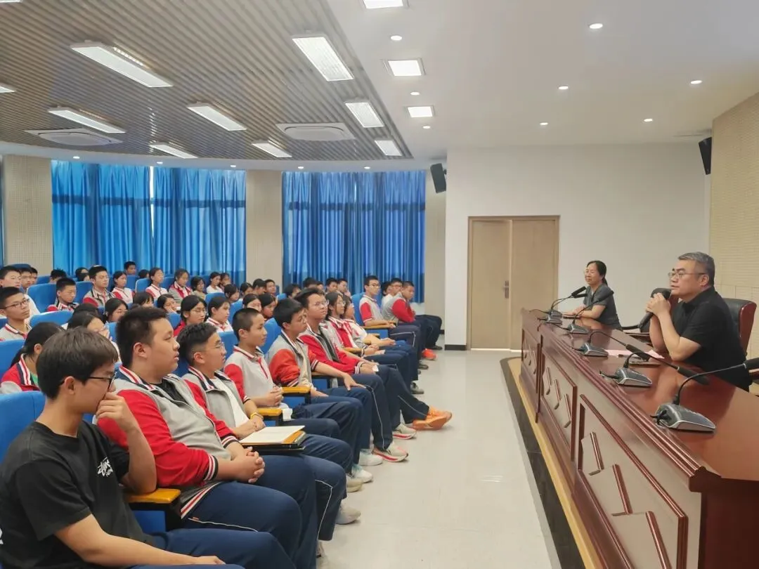 凝心聚力,冲刺中考——莆田中山中学玉湖校区九年级潜力生动员会议顺利召开 第41张