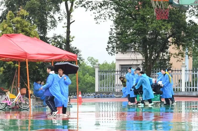 雨中激扬青春,暖心护航中考——2026年初中毕业升学体育考试浏阳五点工作圆满完成 第39张