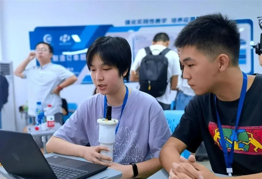 备课资料:[2026]山西省百校联考中考一模(二)试卷(全科试卷下载包) 第17张