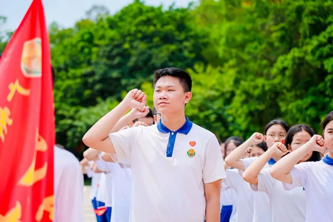 莲峰策马扬鞭处,知用同心折桂时——中考誓师大会圆满举行 第86张