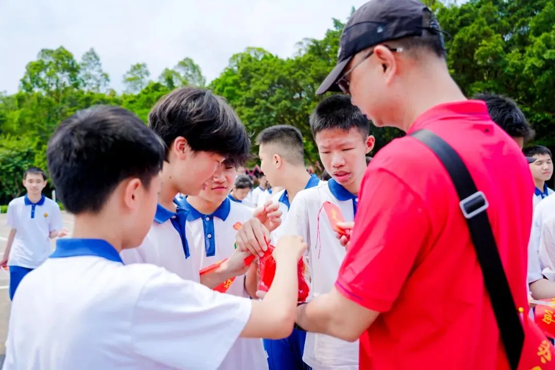 莲峰策马扬鞭处,知用同心折桂时——中考誓师大会圆满举行 第111张