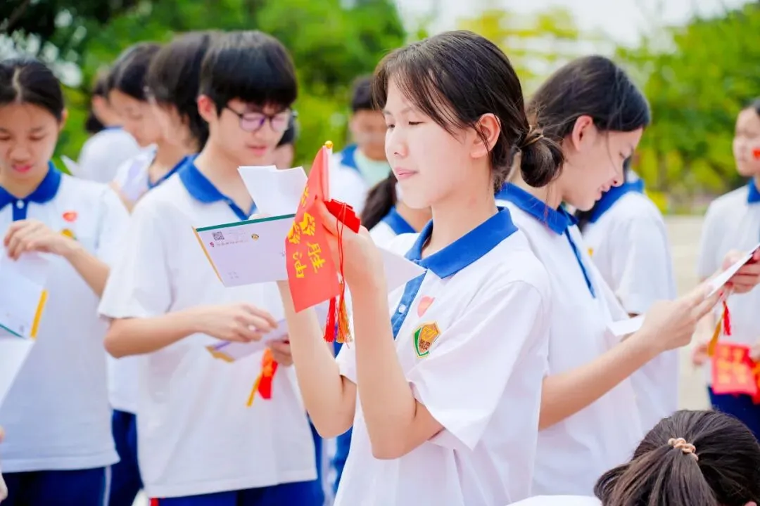 莲峰策马扬鞭处,知用同心折桂时——中考誓师大会圆满举行 第116张