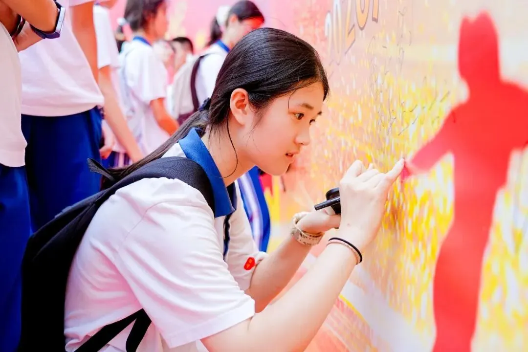 莲峰策马扬鞭处,知用同心折桂时——中考誓师大会圆满举行 第128张