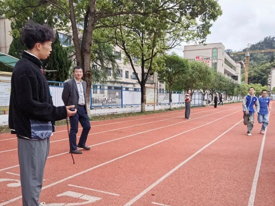 青春无畏试锋芒 直击中考第一关——绥宁县实验中学九年级体育模拟测试纪实 第46张