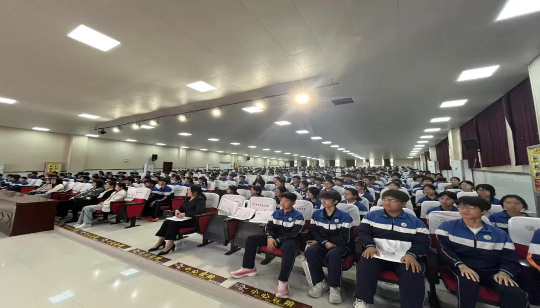 逐光而行,蓄力中考——中考英语备考指导讲座 第21张