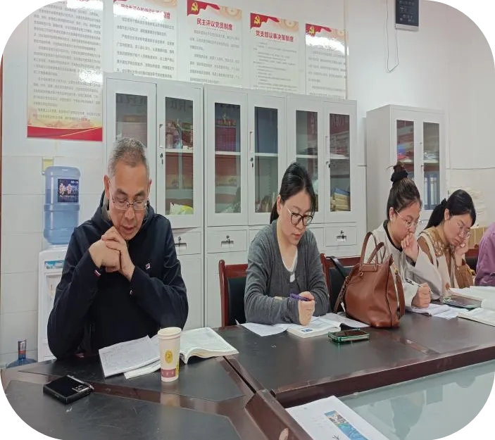 研修动态‖深耕教研促备考 凝心聚力迎中考——绵阳市实验中学初三语文专题复习研讨活动 第5张