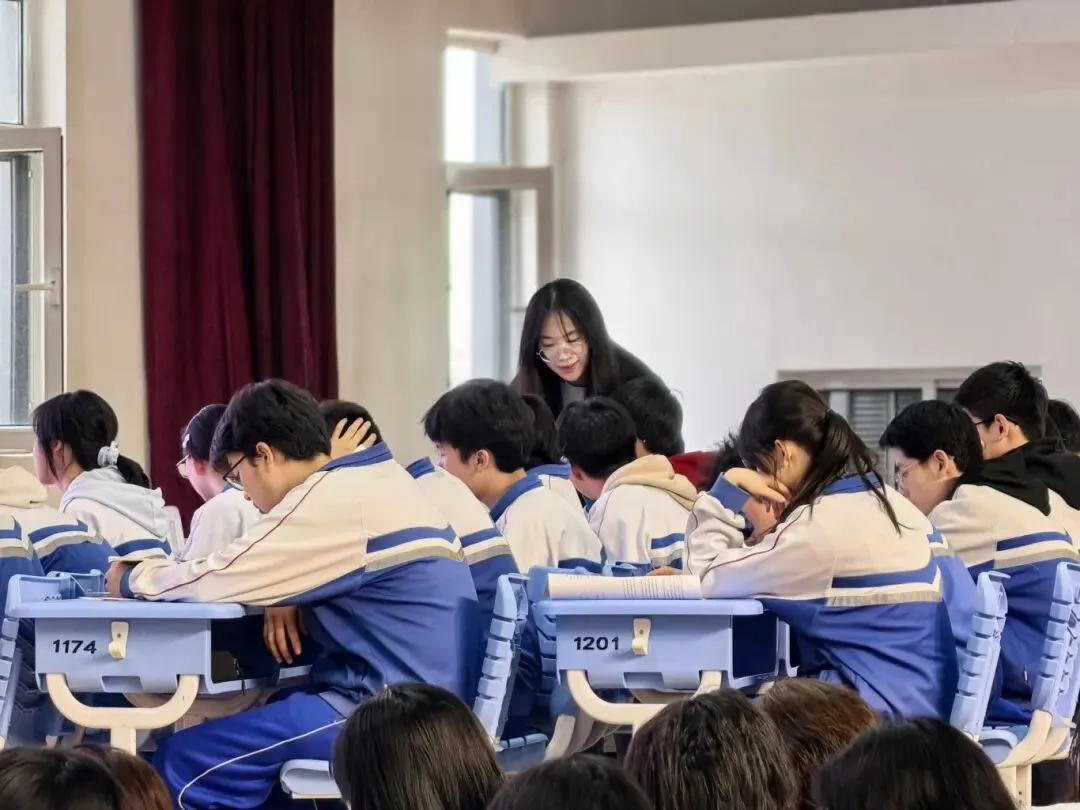 川陇携手研中考,示范课堂绽芳华——绵外实英语教师跨省教研交流纪实 第4张