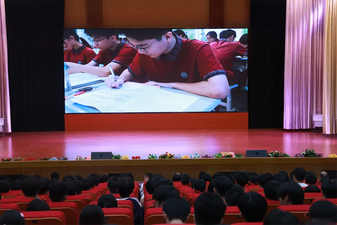 砺剑中考,勇攀高峰|德成中英文学校2026届中考誓师大会隆重举行【2026年春:学校高质量发展系列活动之三十】 第13张