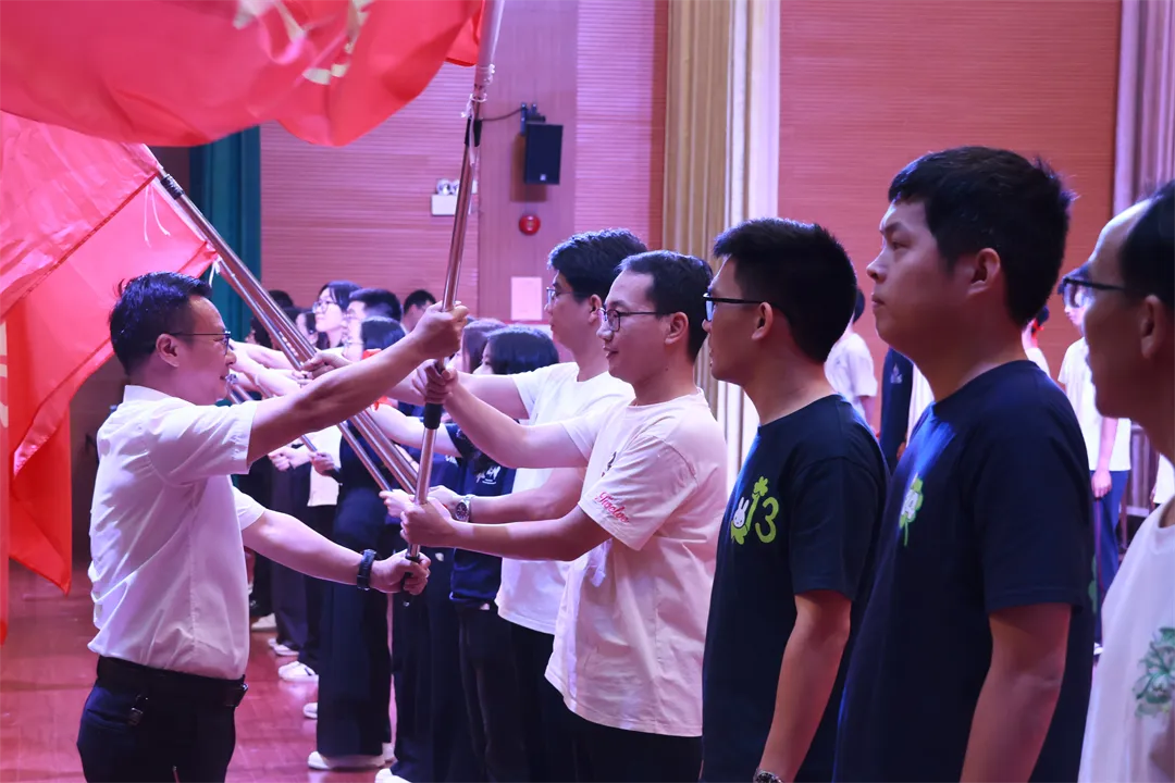 砺剑中考,勇攀高峰|德成中英文学校2026届中考誓师大会隆重举行【2026年春:学校高质量发展系列活动之三十】 第17张