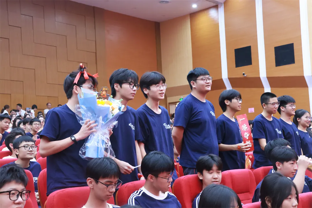 砺剑中考,勇攀高峰|德成中英文学校2026届中考誓师大会隆重举行【2026年春:学校高质量发展系列活动之三十】 第25张