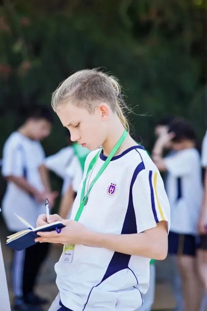 中考723分、托福108、机器人冠军…这个学校主打一个“省心又出分”! 第9张