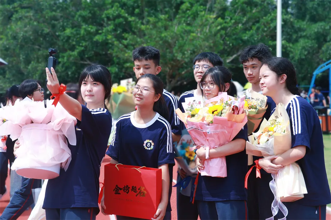 砺剑中考,勇攀高峰|德成中英文学校2026届中考誓师大会隆重举行【2026年春:学校高质量发展系列活动之三十】 第68张