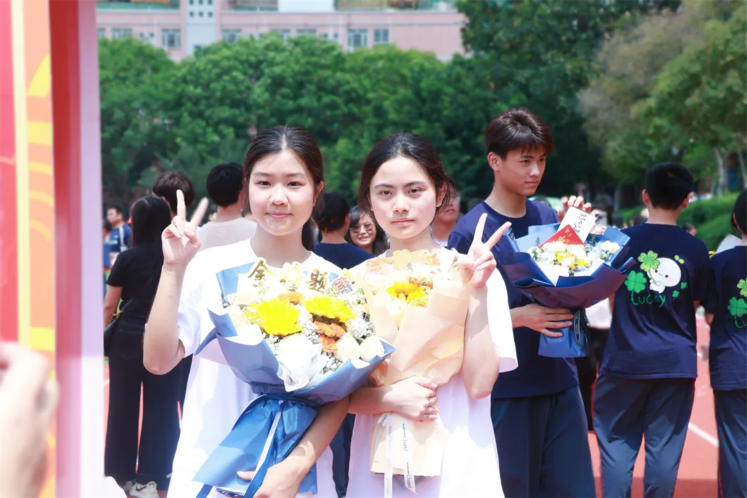 砺剑中考,勇攀高峰|德成中英文学校2026届中考誓师大会隆重举行【2026年春:学校高质量发展系列活动之三十】 第75张