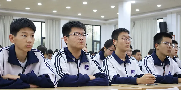 策马扬鞭酬壮志,决胜中考铸辉煌 | 太原市风帆中学初三年级一模表彰会 第29张