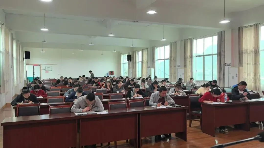 平昌县开展社会工作者职业资格考试考前模拟测试 第5张