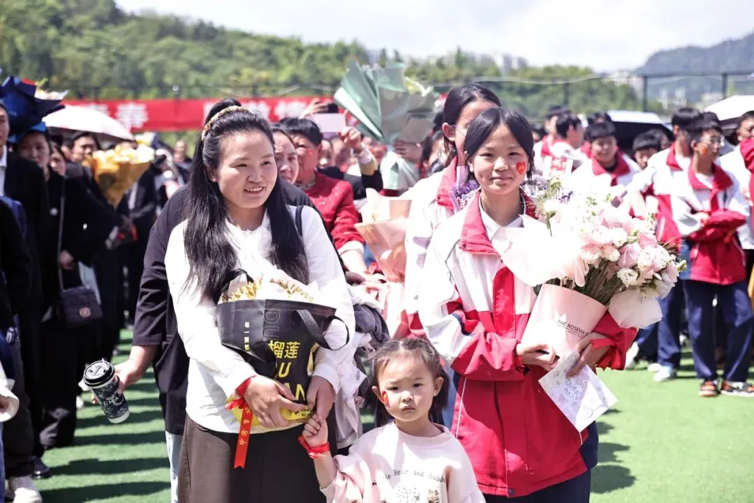 【学校动态】习水九中2026届中考备考动员大会召开 第8张