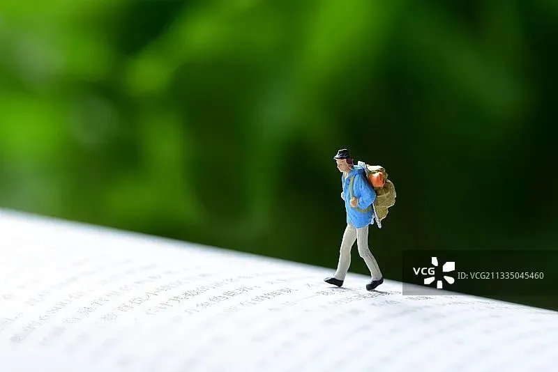 【深外】2025春季四大期中作文真题拆解 第8张