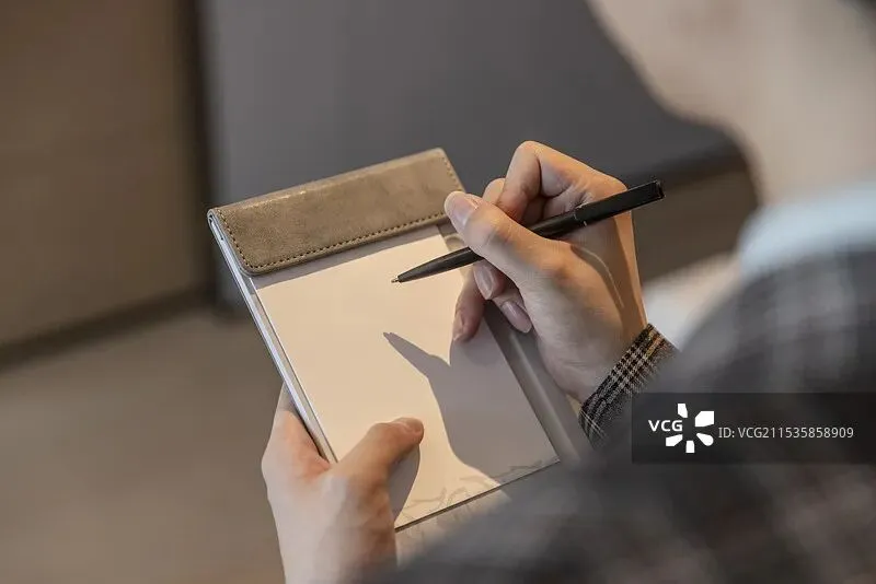 【深外】2025春季四大期中作文真题拆解 第10张