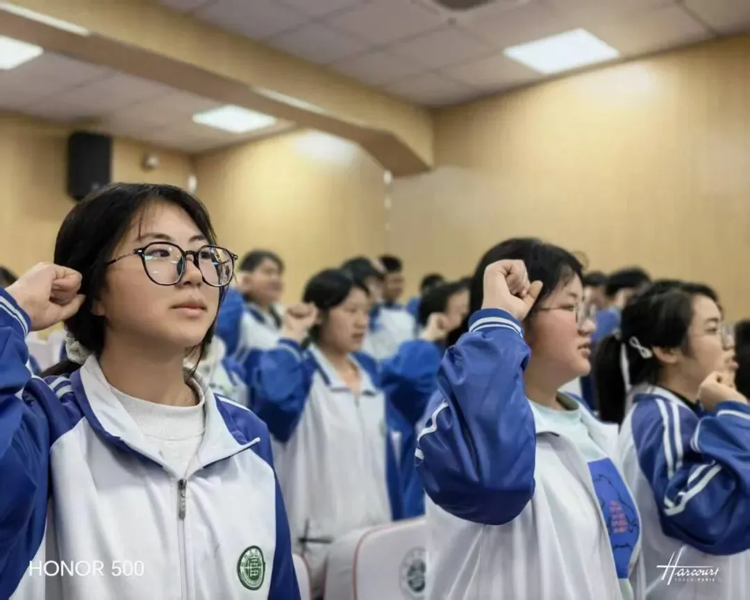 凝心聚力战中考, 砥砺奋进创辉煌——沿河官舟中学2026年中考冲刺暨思想动员大会圆满召开 第1张