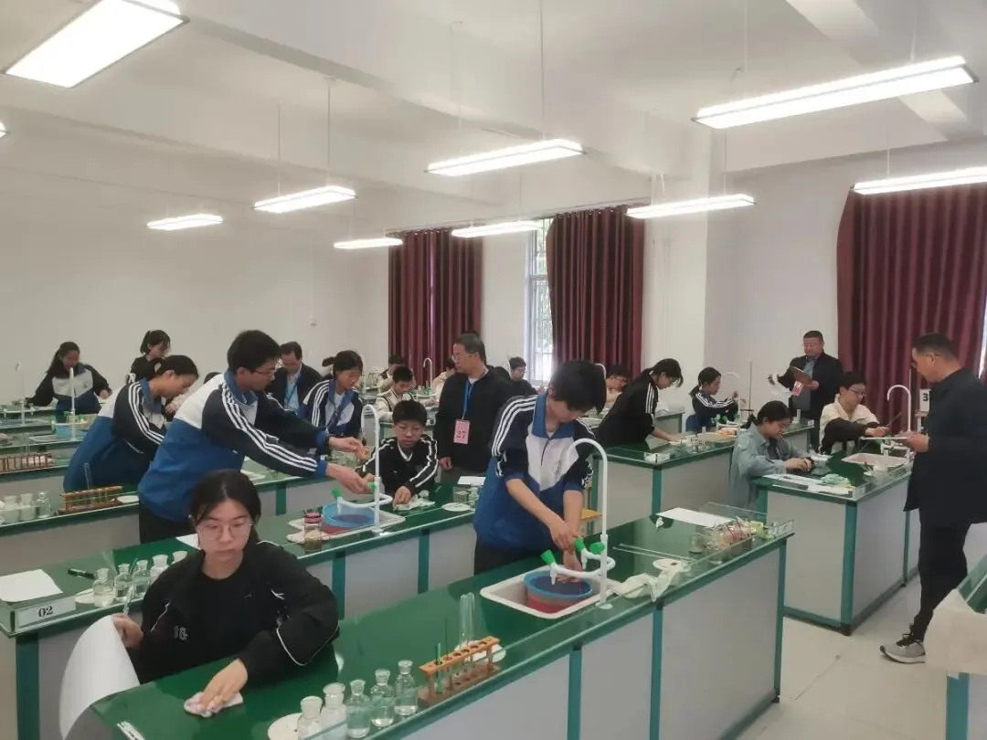 桐城市2026年中考体育和实验操作考试平稳结束 第5张