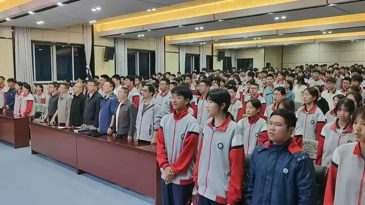 凝心聚力战中考 榜样引领创佳绩——霞浦三中2026届中考备考动员暨表彰大会 第8张