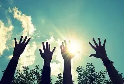 【家校共育】一场沟通的雪崩:天津家长要试卷事件深度复盘,读懂家校沟通的底层温柔 第2张