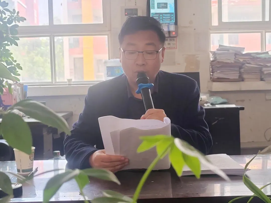 表彰优秀树榜样凝心聚力战中考——社旗县第二初级中学九年级一模考试总结大会圆满举行 第2张