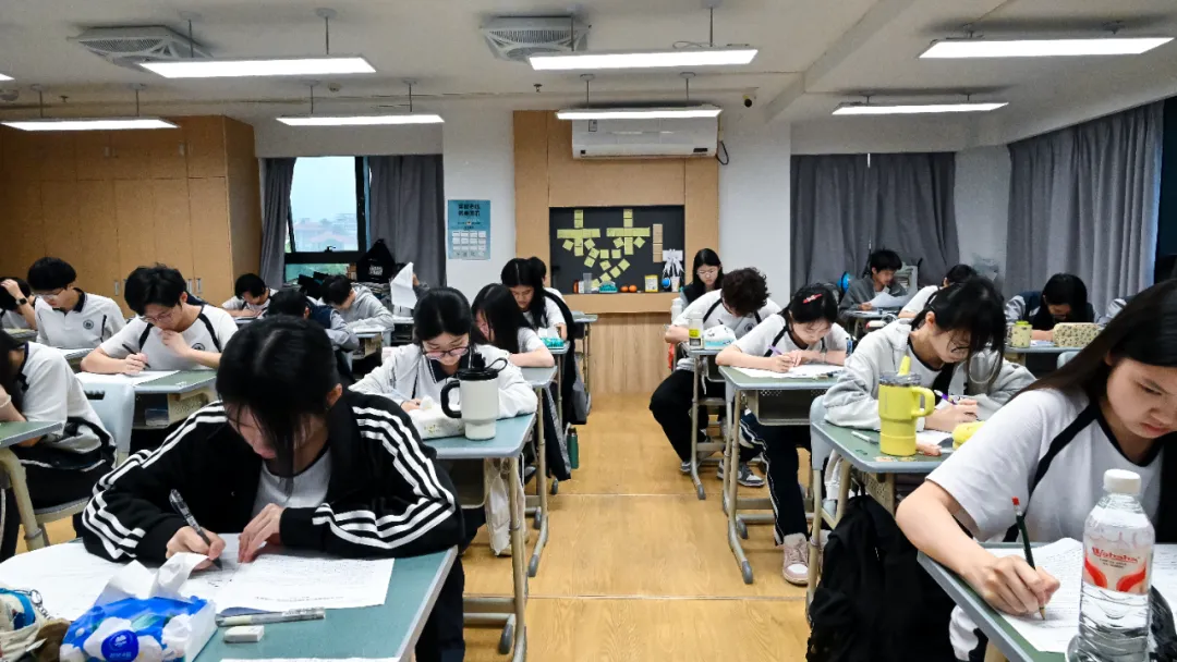 暨联护航,模考收官——2026届港澳台联考三模全纪实 第29张