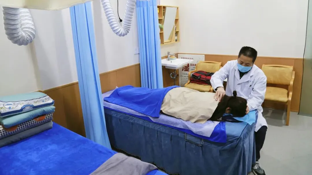 孩子中考失利别放弃!河南公办医学院中专部,专科升学率92.3%,比高中还稳! 第11张