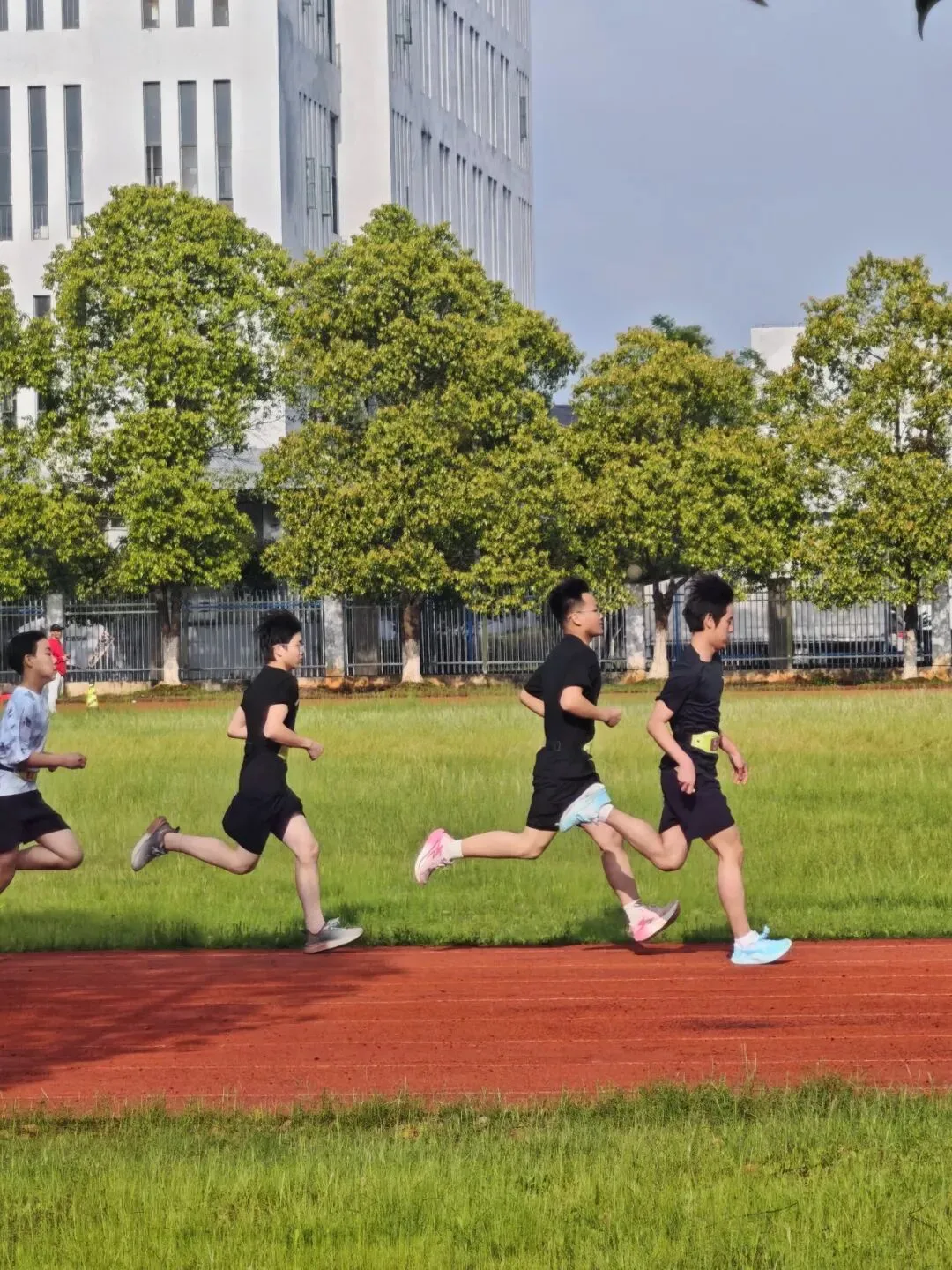 定格春日热血瞬间!全力奔赴体育中考 第23张