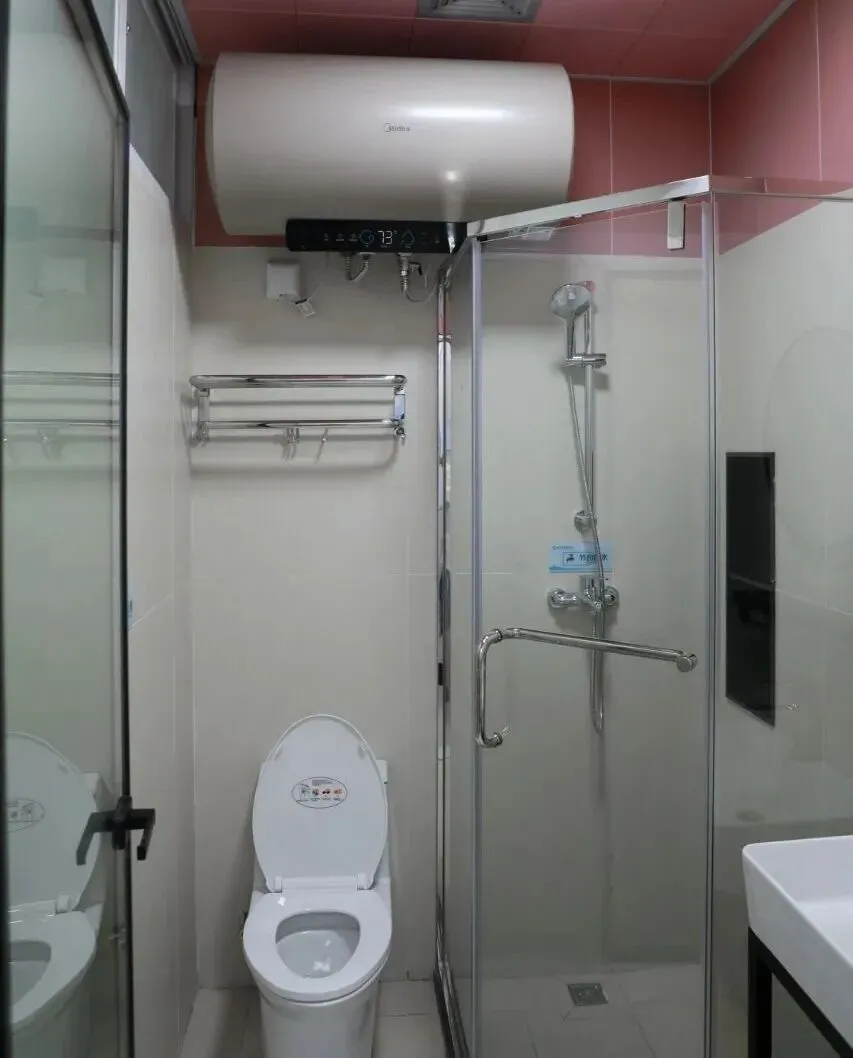 杭州各高中的住宿条件相差这么大!中考填志愿,家长关心升学数据,孩子最关心住宿和伙食 第13张