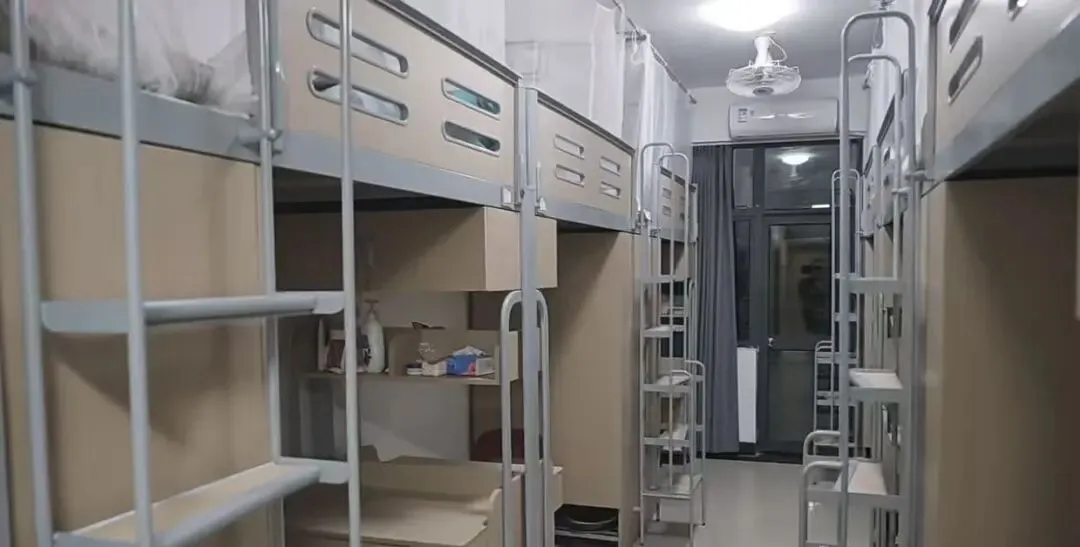 杭州各高中的住宿条件相差这么大!中考填志愿,家长关心升学数据,孩子最关心住宿和伙食 第74张