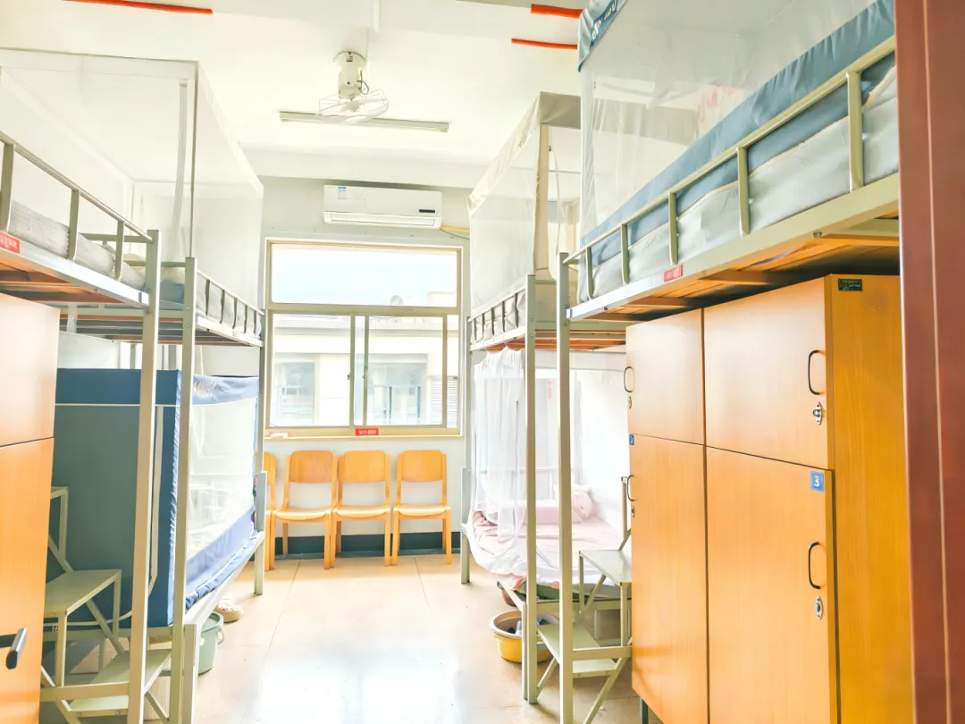 杭州各高中的住宿条件相差这么大!中考填志愿,家长关心升学数据,孩子最关心住宿和伙食 第77张