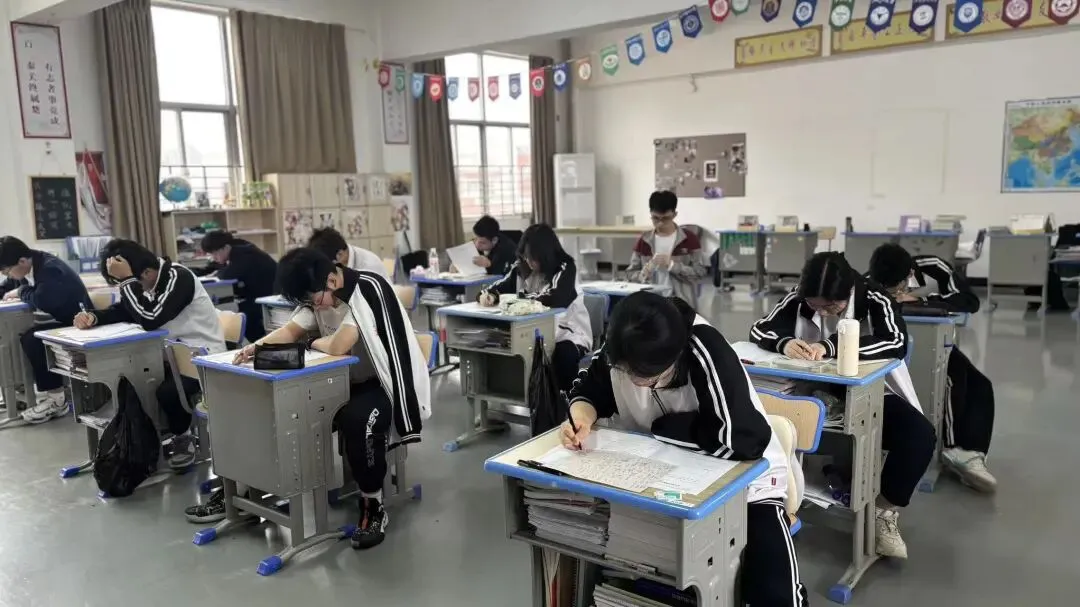 模考知己彼,逐梦赴新程|子江中学联考部高三模考纪实 第11张