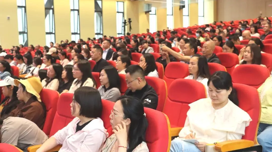 当青春期遇上中考期,别慌!这场讲座给家长指明方向 第9张