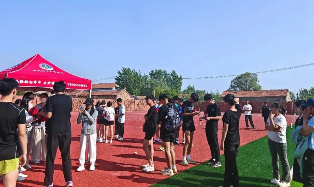 滨州市中考体育特长生模拟测试在滨州初心高中圆满举行 第4张