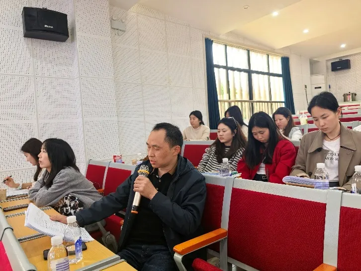 精研讲评提质效,以研促教备中考——平江县2026年初中化学骨干教师新培训(四) 第11张