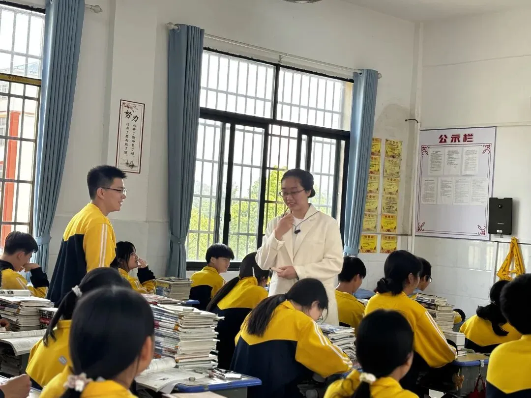 送教下乡促教研 精准复习备中考——全州县初中第二学区全州县第二中学初中部赴枧塘初中送教下乡及教材培训活动 第10张