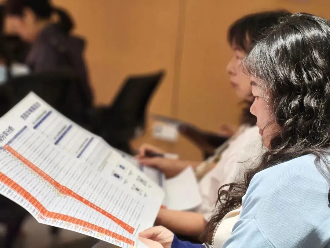 【服务动态】东晓社区举办2026中考志愿填报专场讲座,助力学子圆梦理想高中 | 新现代社工 第16张