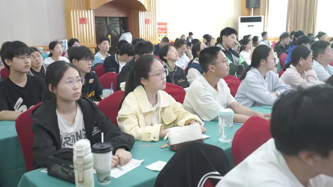 南阳中考道法历史押题营今日开课:命题组专家亲授,锁定中考高分! 第19张