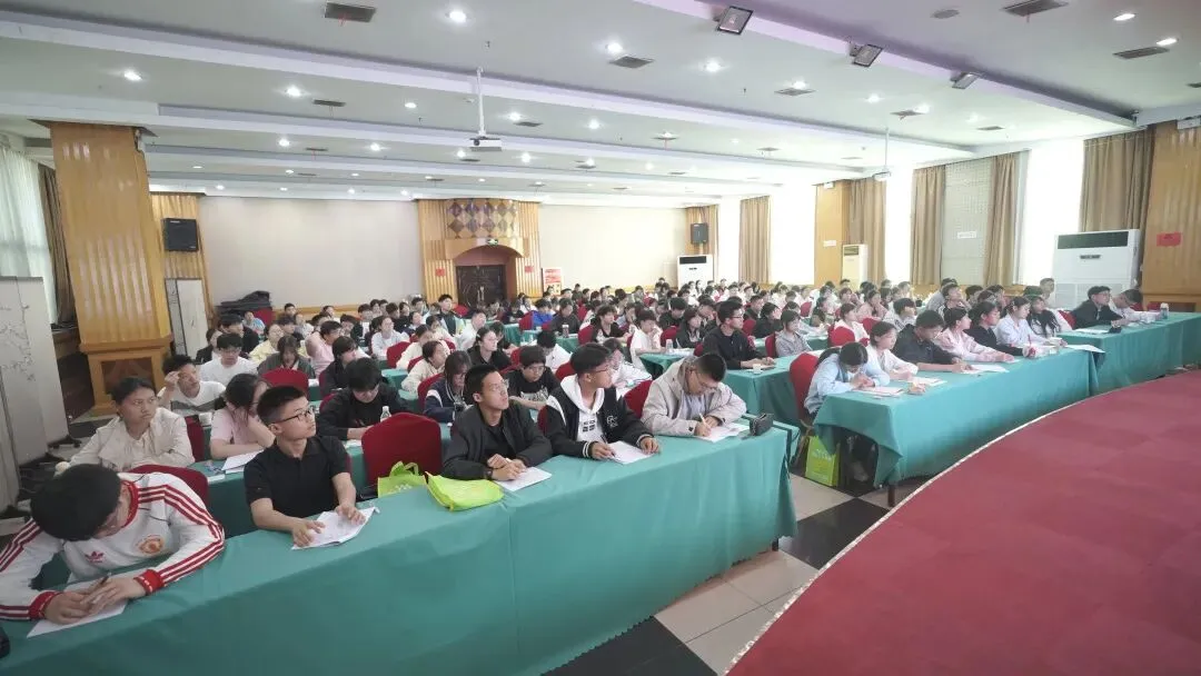 南阳中考道法历史押题营今日开课:命题组专家亲授,锁定中考高分! 第20张